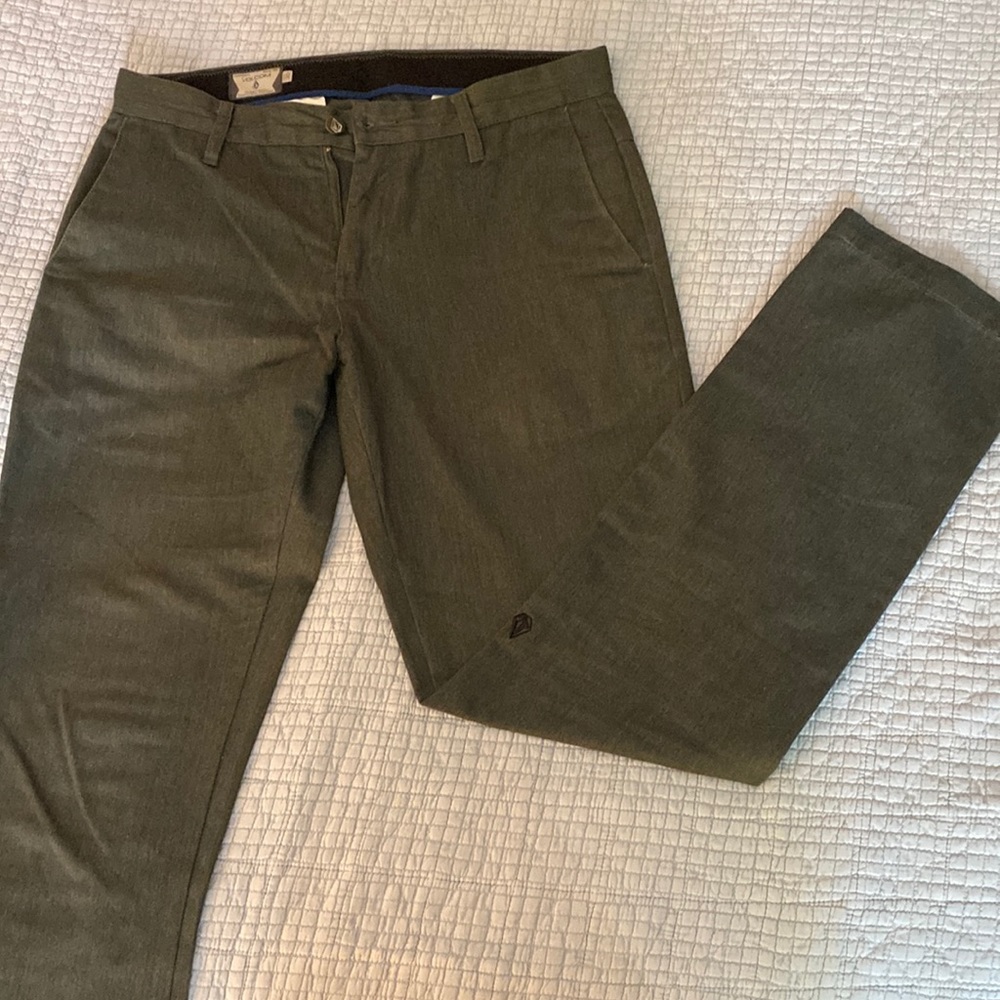 Men’s Volcom pants